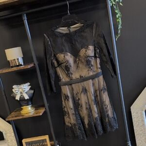 Elegant Black Lace Long Sleeve Dress